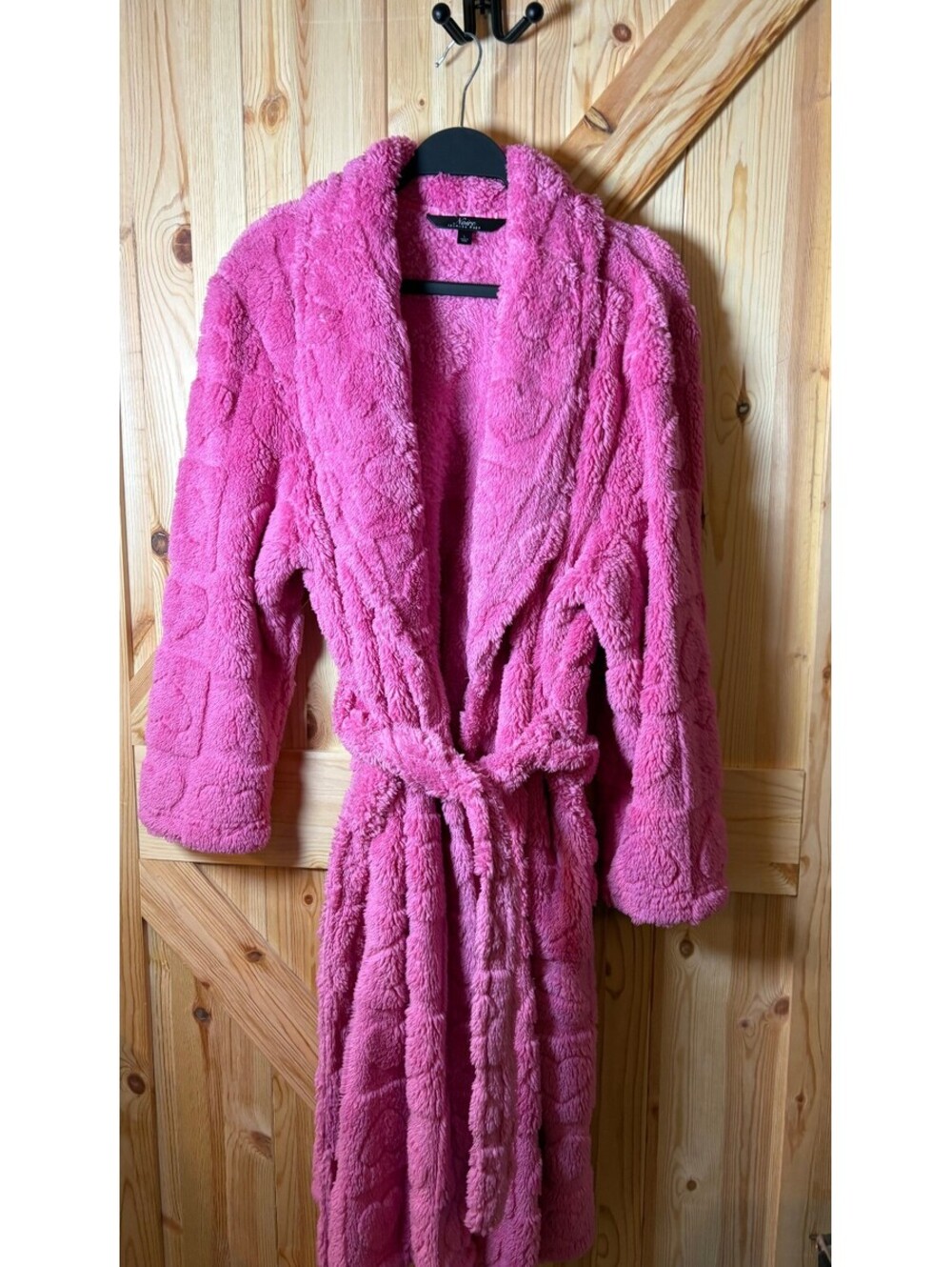 Noire Jasmine Rose Pink Plush Robe with Heart Pattern Size L